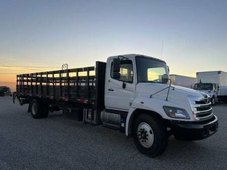 2018 hino 268 flatbed truck 26ft