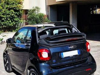 smart eq fortwo cabrio 22kw (caricatore veloce)