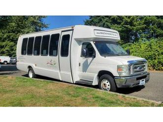 e 450 super duty shuttle bus