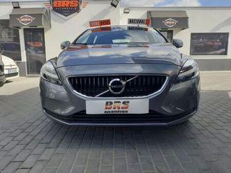 volvo v40 2.0 d3 momentum geartronic