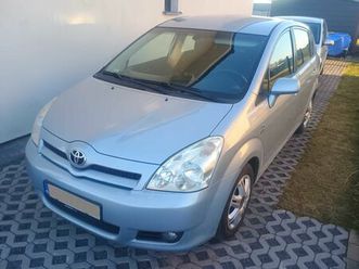 toyota corolla verso 2004r. 2,0d d4d radwanice • olx.pl