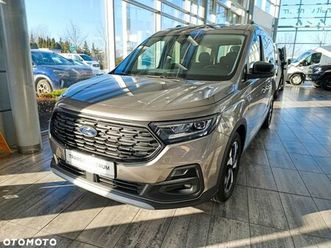 ford tourneo connect grand