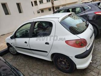 peugeot 206 essence manuelle 2006 à tanger