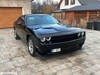 dodge challenger