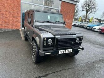 land rover 110 defender 2.2 tdci xs station wagon double cab 5dr diesel manual 4wd mwb euro 5 (122 ps)