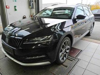 skoda superb combi scout 4x4 2.0tdi dsg ahk navi acc