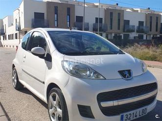 peugeot 107 1.0i trendy