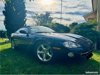 jaguar xk8