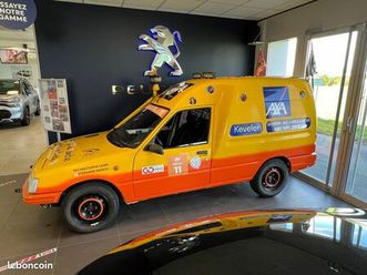 205 fourgonnette préparée raid