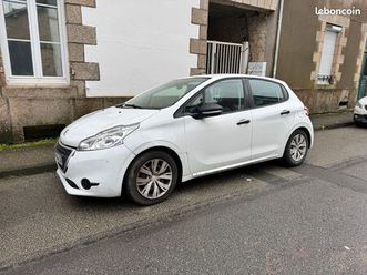 peugeot 208 – diesel hdi – 2 places (transformable 5 places)