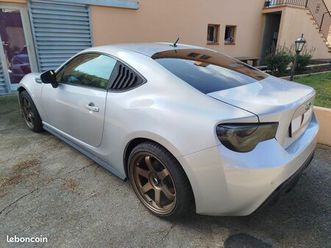 subaru brz (idem toyota gt86 gt-86) très belle configuration