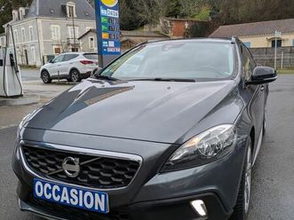 volvo v40 cross country d3 s&s 150 momentum geartronic
