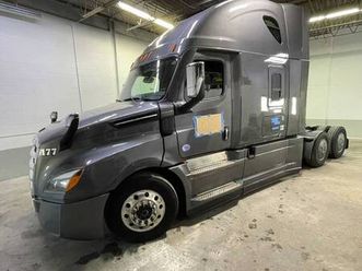 2022 freightliner cascadia semi—419,731 mi, dd-15 detroit engine—bid