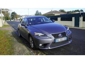 lexus is300h