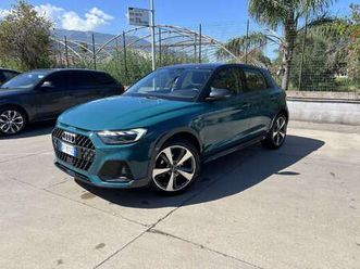 citycarver/allstret 30 1.0 tfsi identity contrast