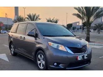 toyota sienna xle