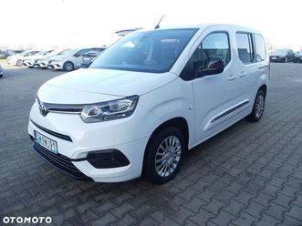 toyota proace city verso 1.5 d-4d business