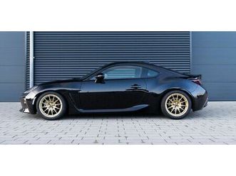 toyota gr86 schwarz schalter kw v4 clubsport milltek protrack