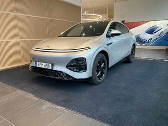 xpeng g6 performance demobil 2025 silver