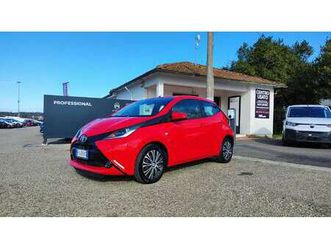 aygo 1.0 vvt-i 69 cv 5 porte x-play