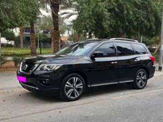 nissan pathfinder sv