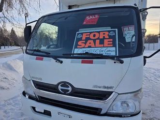 2013 hino 195 xjc720