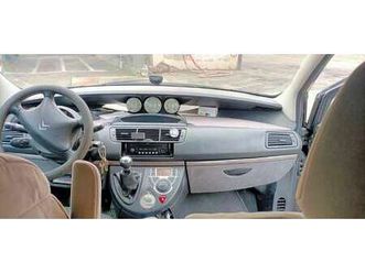 c8-2-0-hdi-16v-elegance-136cv-fap