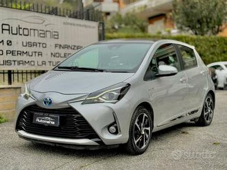 toyota yaris 1.5 hybrid 5 porte style prezzo reale