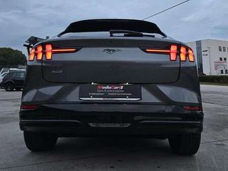 mustang mach-e extended range awd 351cv