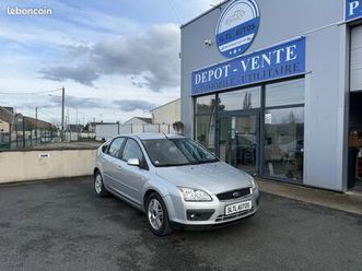 ford focus 1.6 tdci 110 ch titanium garantie 6 mois / reprise possible