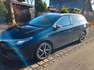 toyota auris touring sports 1,2-l-turbo comfort s/s...