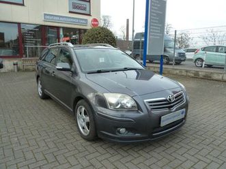 toyota avensis kombi 2.0 d-4d sol