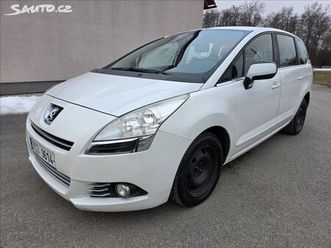 peugeot 5008 1,6 hdi 84kw 7.míst automat 1