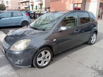 ford fiesta 1200 titanium