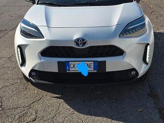 toyota yaris cross awd-i.