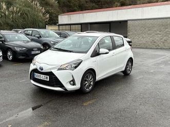 toyota yaris 1.5 100h active 73cv