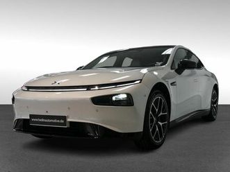 xpeng p7 awd performance |distr|360°|navi|led|pano|shz