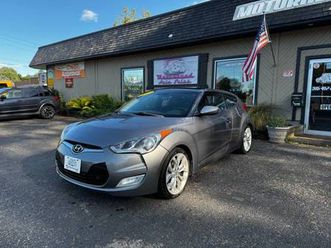 2012 hyundai veloster hatchback