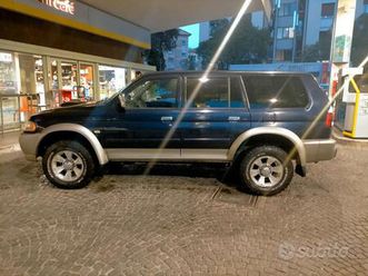 mitsubishi pajero sport 2500 td