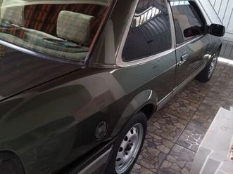 volkswagen apollo gls/ vip 1.8 1992