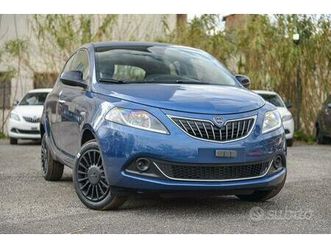 lancia ypsilon iii 2021 - ypsilon 1.0 firefly hybr