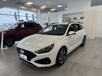 hyundai i30 1,6 t-gdi dct go czech