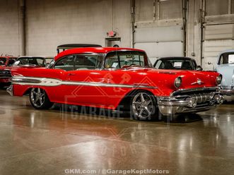 1957 pontiac chieftain