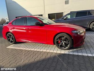 alfa romeo giulia 2.0 turbo veloce ti q4