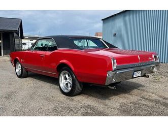 oldsmobile cutlass coupé