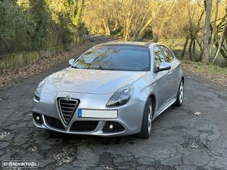 alfa romeo giulietta ver-1750-tbi-quadrifoglio-verde