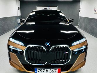 bmw i7 m70