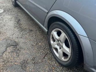 vauxhall, vectra, hatchback, 2009, manual, 1910 (cc), 5 doors