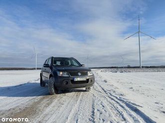 suzuki grand vitara 2.0