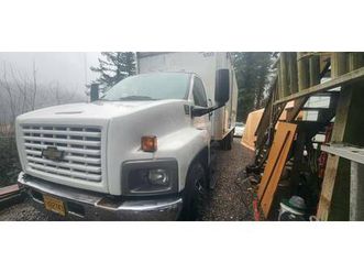 2007 gmc c7500 insulation rig – only 20k miles!